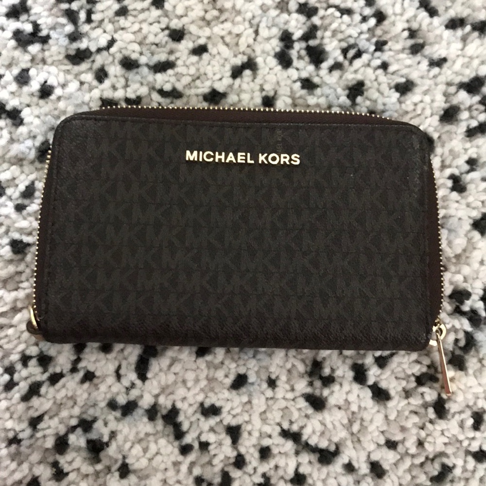 Michael Kors wallet
